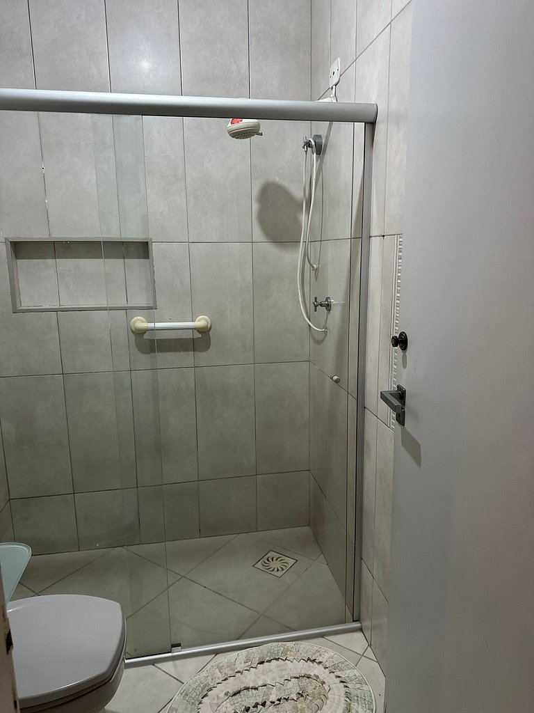 5 suites c/ar Enseada